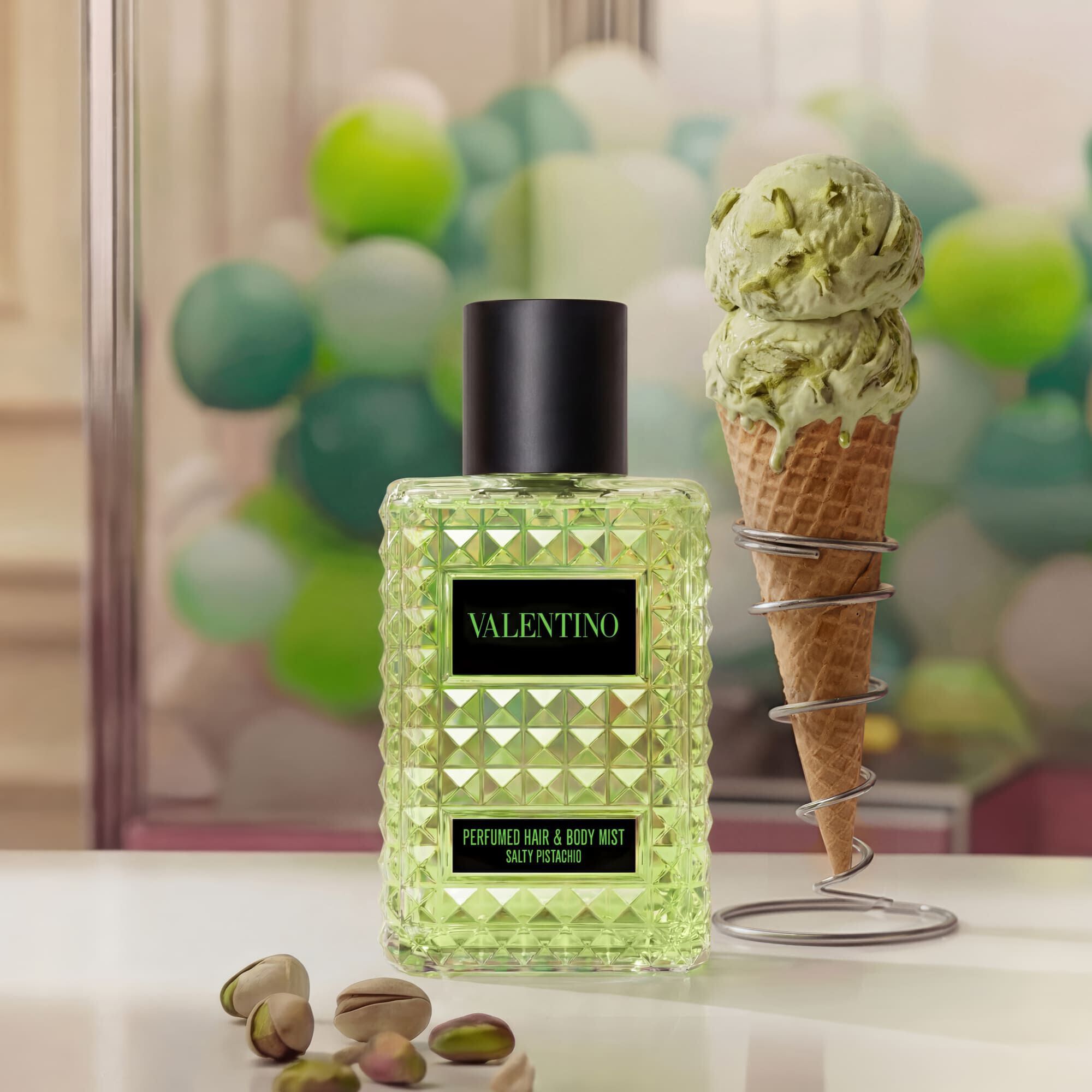 A VIBRANT FRESHNESS MEETS SWEET, CREAMY TOUCH