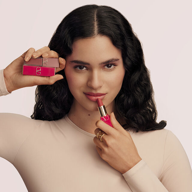 Lips Valentino Image