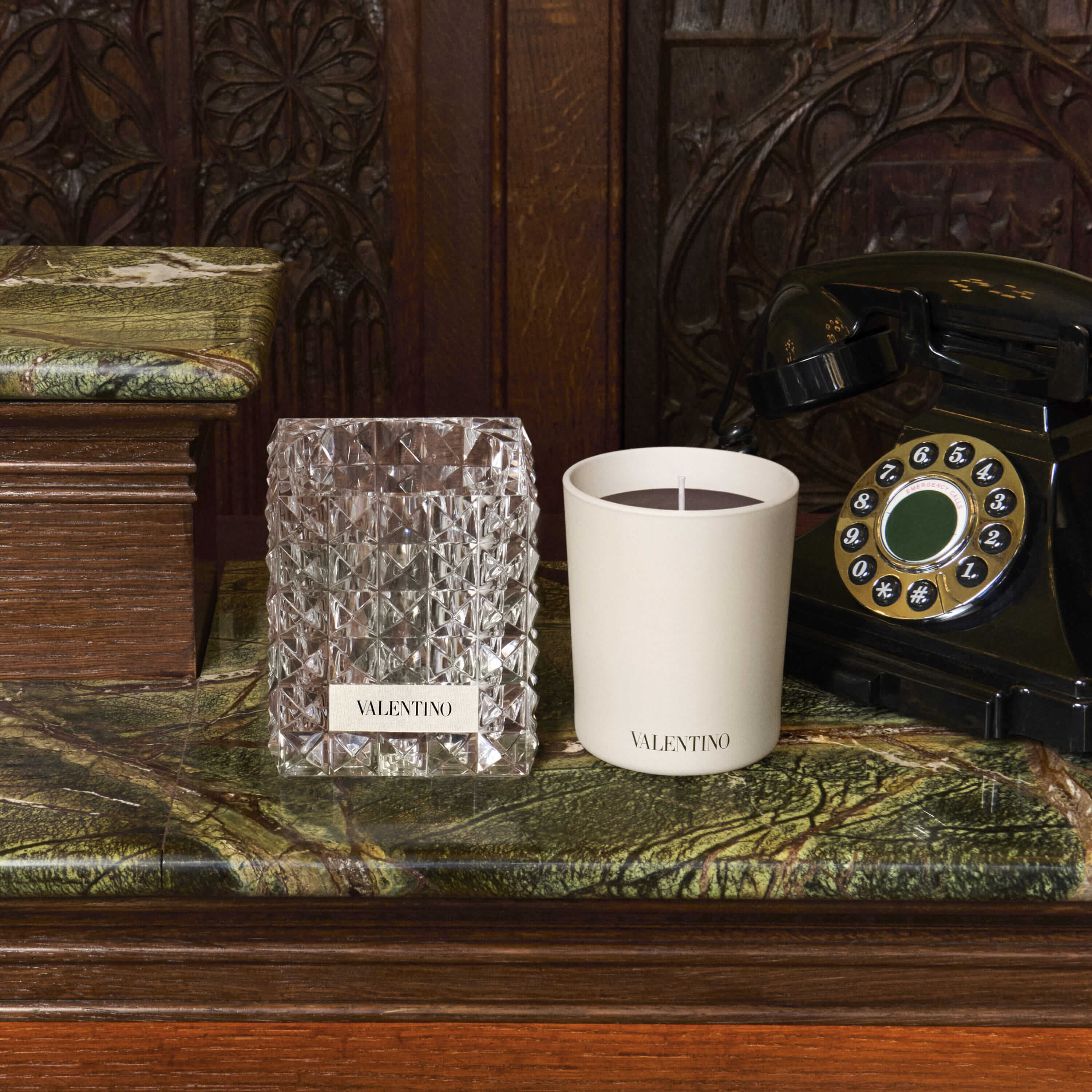 CIRE NOIRE ENCASED IN GLASS