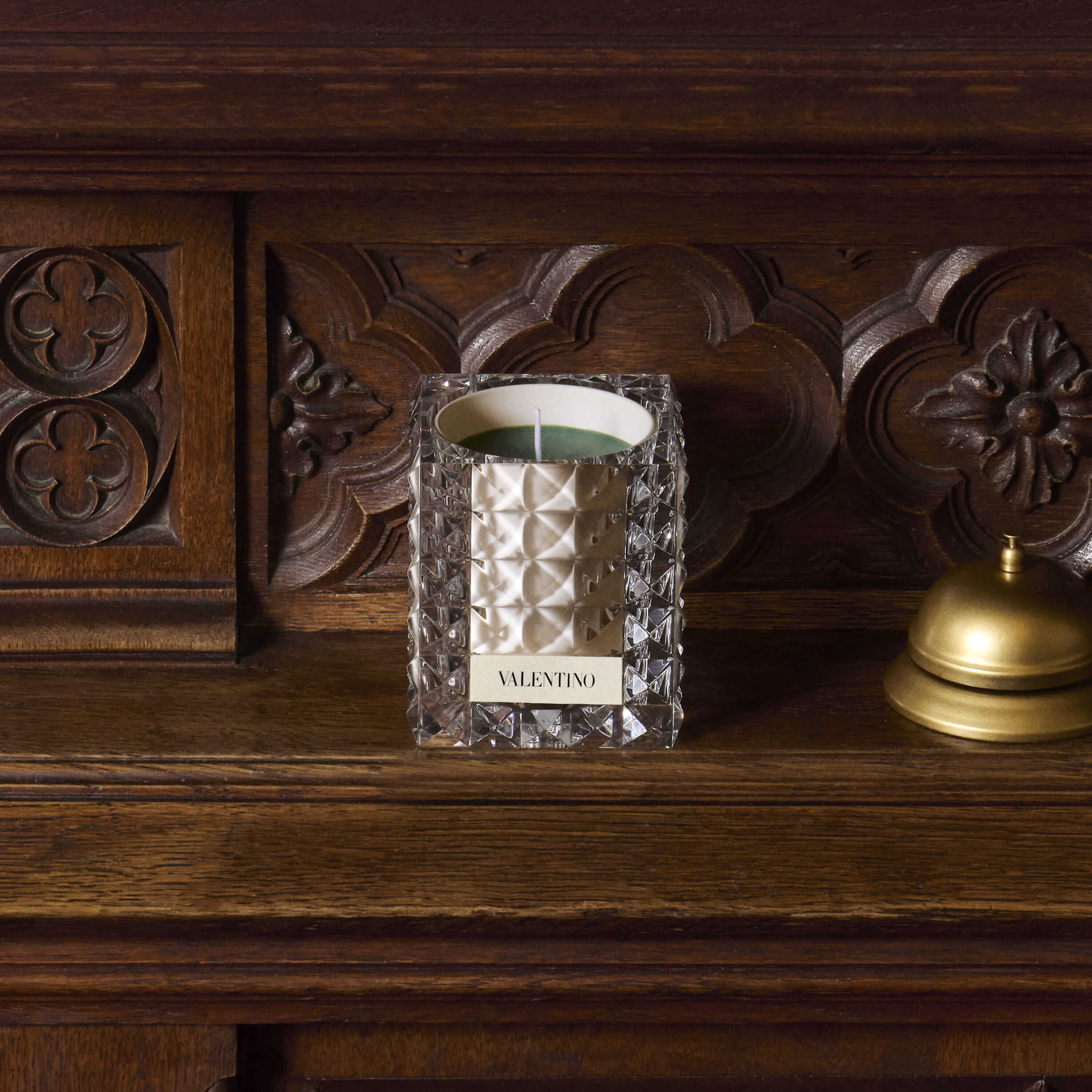 CIRE BAROQUE ENCASED IN GLASS