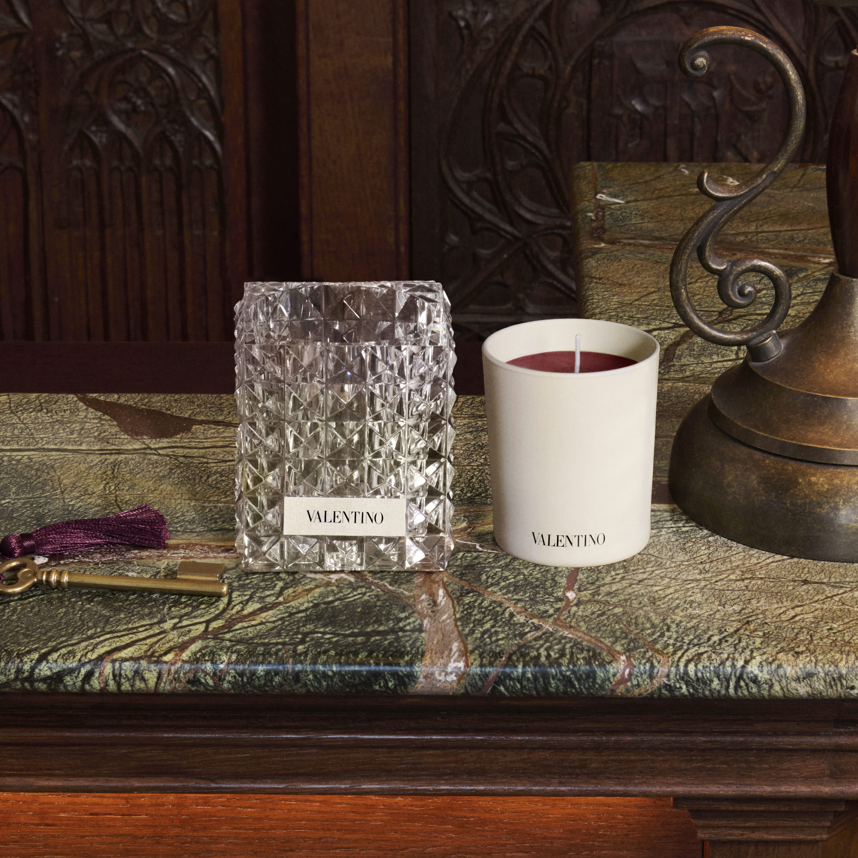 CIRE 59 ENCASED IN GLASS